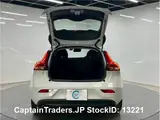 2018 Volvo V40 White Sedan for sale, Japanese used car export - photo 12 of 66 | GULJI TRADERS