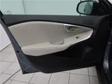 2018 Volvo V40 D4 Sedan for sale, Japanese used car export - photo 27 of 30 | GULJI TRADERS