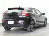 2018 Volvo V40 D4 Dynamic Sedan for sale, Japanese used car export - photo 17 of 50 | GULJI TRADERS