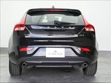2018 Volvo V40 D4 Dynamic Sedan for sale, Japanese used car export - photo 18 of 50 | GULJI TRADERS