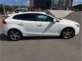 2018 Volvo V40 D4 Sedan for sale, Japanese used car export - photo 8 of 48 | GULJI TRADERS