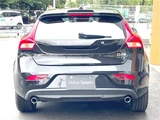 2018 Volvo V40 D4 Sedan for sale, Japanese used car export - photo 9 of 30 | GULJI TRADERS
