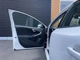 2018 Volvo V40 V40 D4 Sedan for sale, Japanese used car export - photo 22 of 24 | GULJI TRADERS