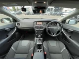 2018 Volvo V40 V40 D4 Sedan for sale, Japanese used car export - photo 3 of 24 | GULJI TRADERS