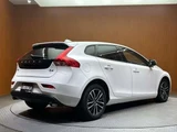 2018 Volvo V40 V40 D4 Sedan for sale, Japanese used car export - photo 2 of 24 | GULJI TRADERS
