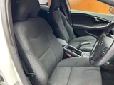 2018 Volvo V40 V40 D4 Sedan for sale, Japanese used car export - photo 6 of 24 | GULJI TRADERS