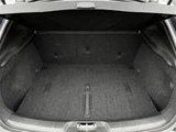 2018 Volvo V40 V40 D4 Sedan for sale, Japanese used car export - photo 11 of 24 | GULJI TRADERS
