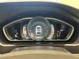 2018 Volvo V40 V40 D4 Sedan for sale, Japanese used car export - photo 6 of 24 | GULJI TRADERS