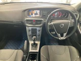 2018 Volvo V40 D4 Sedan for sale, Japanese used car export - photo 2 of 5 | GULJI TRADERS