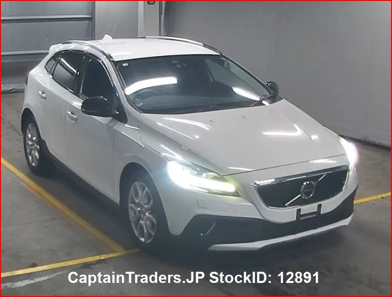 2018 Volvo V40 Pearl Sedan for sale, Japanese used car export | GULJI TRADERS