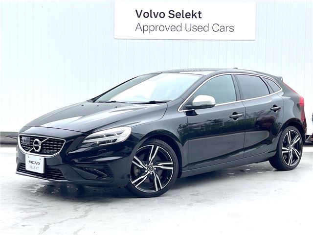 2019 Volvo V40 T5 Sedan for sale, Japanese used car export - photo 1 of 30 | GULJI TRADERS