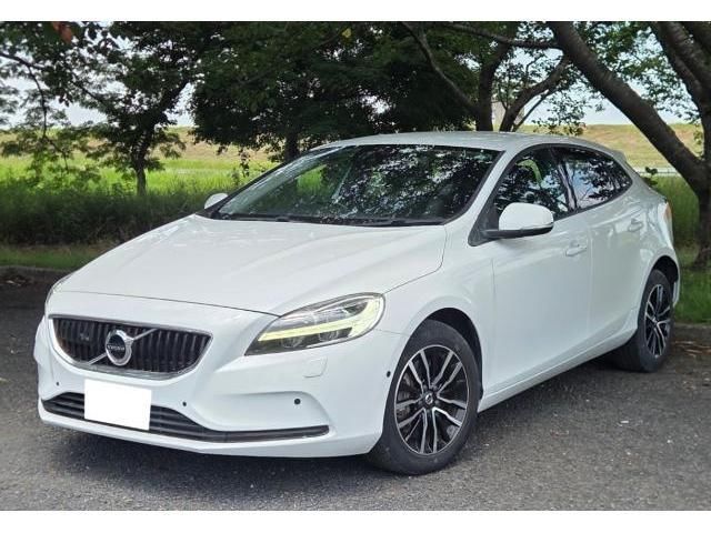2019 Volvo V40 T3 Sedan for sale, Japanese used car export - photo 1 of 8 | GULJI TRADERS