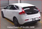 2019 Volvo V40 Pearl Sedan for sale, Japanese used car export - photo 3 of 27 | GULJI TRADERS