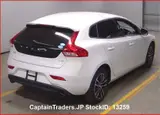 2019 Volvo V40 Pearl Sedan for sale, Japanese used car export - photo 5 of 27 | GULJI TRADERS