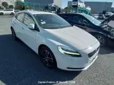 2019 Volvo V40 Pearl Sedan for sale, Japanese used car export - photo 18 of 27 | GULJI TRADERS