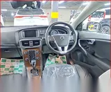 2019 Volvo V40 Inscription D4 White Sedan for sale, Japanese used car export - photo 8 of 29 | GULJI TRADERS