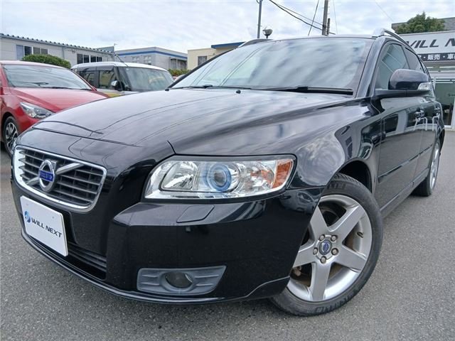 2012 Volvo V50 - photo 1 2012 Volvo V50 Sedan for sale, Japanese used car export - photo 1 of 46 | GULJI TRADERS