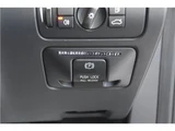 2012 Volvo V60 T4 Sedan for sale, Japanese used car export - photo 32 of 56 | GULJI TRADERS