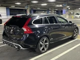 2012 Volvo V60 1600 T4 R-DESIGN 6FAT 2WD Sedan for sale, Japanese used car export - photo 2 of 24 | GULJI TRADERS