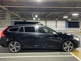 2012 Volvo V60 1600 T4 R-DESIGN 6FAT 2WD Sedan for sale, Japanese used car export - photo 6 of 24 | GULJI TRADERS