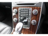 2013 Volvo V60 T4 Sedan for sale, Japanese used car export - photo 24 of 61 | GULJI TRADERS