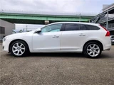 2015 Volvo V60 Bluetooth Sedan for sale, Japanese used car export - photo 27 of 80 | GULJI TRADERS