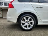 2015 Volvo V60 Bluetooth Sedan for sale, Japanese used car export - photo 29 of 80 | GULJI TRADERS