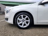 2015 Volvo V60 Bluetooth Sedan for sale, Japanese used car export - photo 33 of 80 | GULJI TRADERS