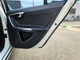 2015 Volvo V60 Bluetooth Sedan for sale, Japanese used car export - photo 44 of 80 | GULJI TRADERS