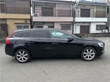 2015 Volvo V60 D4 SE Sedan for sale, Japanese used car export - photo 9 of 49 | GULJI TRADERS