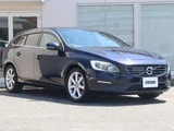 2015 Volvo V60 D4 SE Sedan for sale, Japanese used car export - photo 6 of 9 | GULJI TRADERS