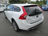 2016 Volvo V60 T5 AWD SE 4WD Sedan for sale, Japanese used car export - photo 13 of 52 | GULJI TRADERS