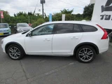 2016 Volvo V60 T5 AWD SE 4WD Sedan for sale, Japanese used car export - photo 14 of 52 | GULJI TRADERS