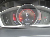 2016 Volvo V60 T5 AWD SE 4WD Sedan for sale, Japanese used car export - photo 38 of 52 | GULJI TRADERS