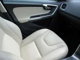 2016 Volvo V60 T5 AWD SE 4WD Sedan for sale, Japanese used car export - photo 46 of 52 | GULJI TRADERS
