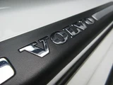2016 Volvo V60 D4 Dynamic Sedan for sale, Japanese used car export - photo 23 of 70 | GULJI TRADERS