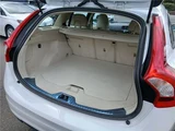 2016 Volvo V60 T5SE Sedan for sale, Japanese used car export - photo 48 of 49 | GULJI TRADERS