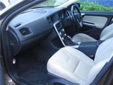 2016 Volvo V60 T5 AWD SE Sedan for sale, Japanese used car export - photo 6 of 8 | GULJI TRADERS