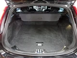2016 Volvo V60 Sedan for sale, Japanese used car export - photo 14 of 19 | GULJI TRADERS