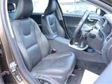 2016 Volvo V60 D4 SE Sedan for sale, Japanese used car export - photo 27 of 50 | GULJI TRADERS
