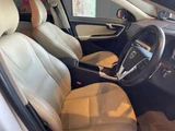 2017 Volvo V60 D4 Diesel Turbo Sedan for sale, Japanese used car export - photo 6 of 59 | GULJI TRADERS