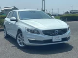 2017 Volvo V60 D4 SE Sedan for sale, Japanese used car export - photo 4 of 57 | GULJI TRADERS