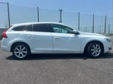 2017 Volvo V60 D4 SE Sedan for sale, Japanese used car export - photo 13 of 57 | GULJI TRADERS