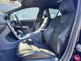 2017 Volvo V60 4WD Sedan for sale, Japanese used car export - photo 40 of 77 | GULJI TRADERS