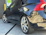 2017 Volvo V60 4WD Sedan for sale, Japanese used car export - photo 75 of 77 | GULJI TRADERS