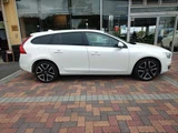 2017 Volvo V60 D4 Dynamic Sedan for sale, Japanese used car export - photo 4 of 25 | GULJI TRADERS