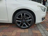 2017 Volvo V60 D4 Dynamic Sedan for sale, Japanese used car export - photo 5 of 25 | GULJI TRADERS