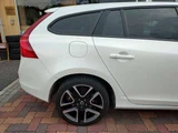 2017 Volvo V60 D4 Dynamic Sedan for sale, Japanese used car export - photo 6 of 25 | GULJI TRADERS