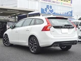 2017 Volvo V60 D4 Dynamic Sedan for sale, Japanese used car export - photo 3 of 24 | GULJI TRADERS