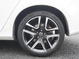 2017 Volvo V60 D4 Dynamic Sedan for sale, Japanese used car export - photo 20 of 24 | GULJI TRADERS